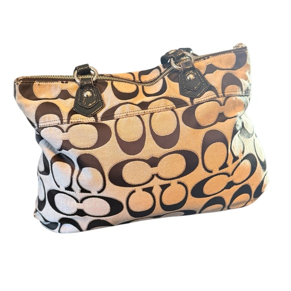 Coach Poppy Gray Signature Tote with Black Cs & Metallic Trim 2011 Read Desc. - Picture 8 of 16